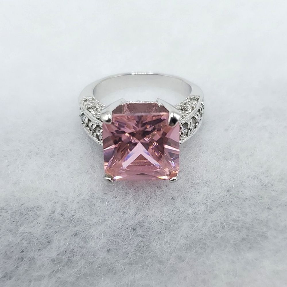 Vintage Sterling Silver Pink Sapphire CZ Princess Cut With Heart Pendant Sz 6